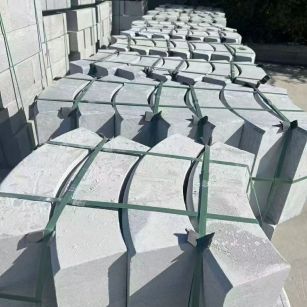 盘锦 芝麻灰弧形路沿石