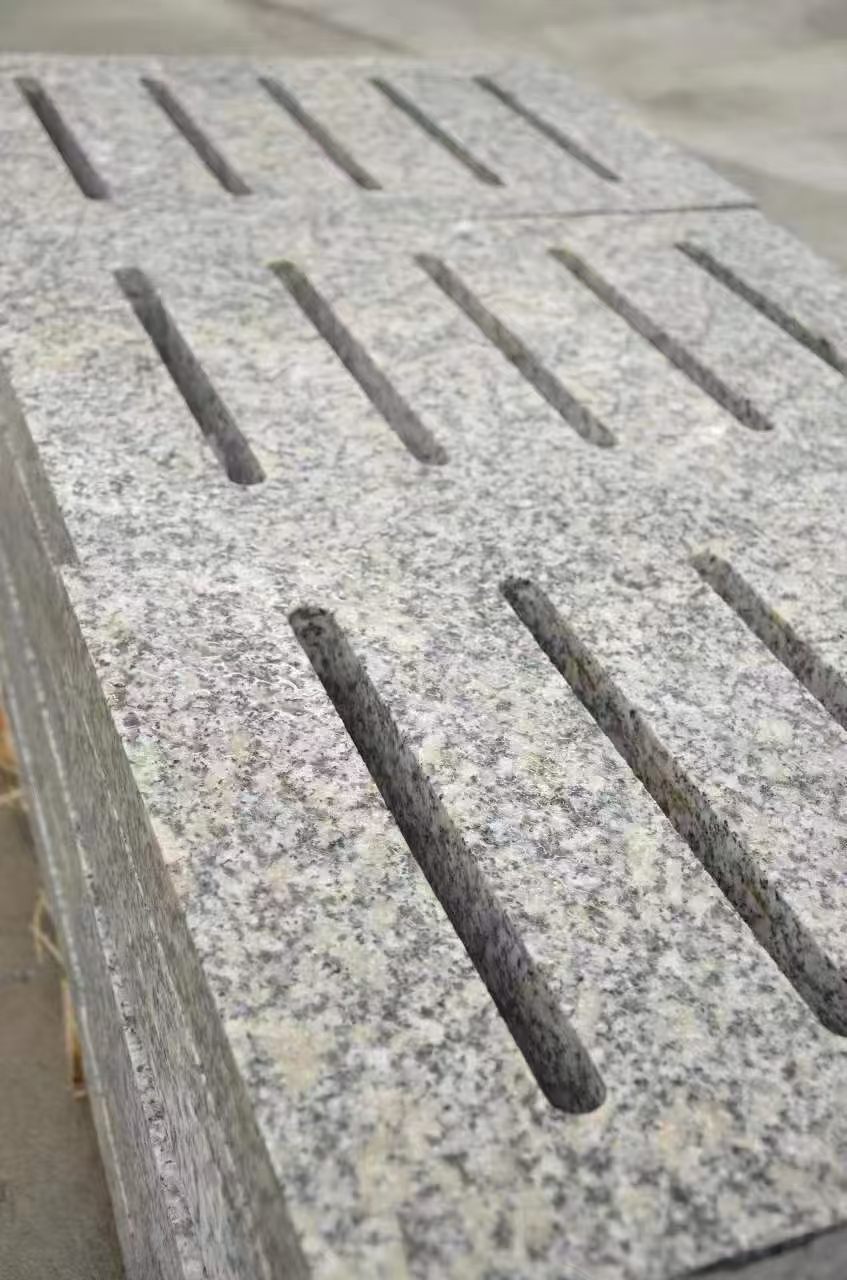 盘锦芙蓉白水沟盖板