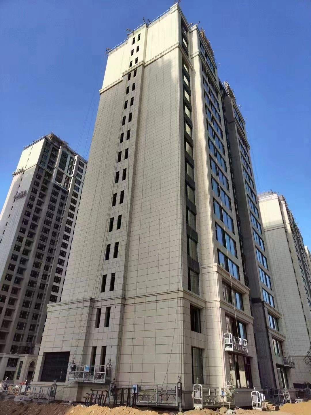 盘锦黄金麻高端小区，外墙干挂