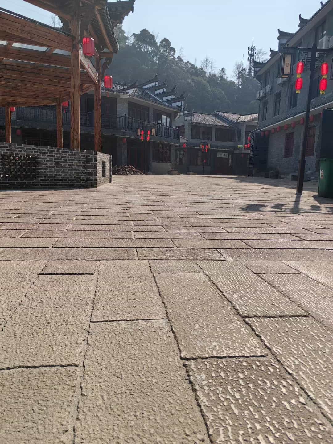盘锦仿古石铺装效果