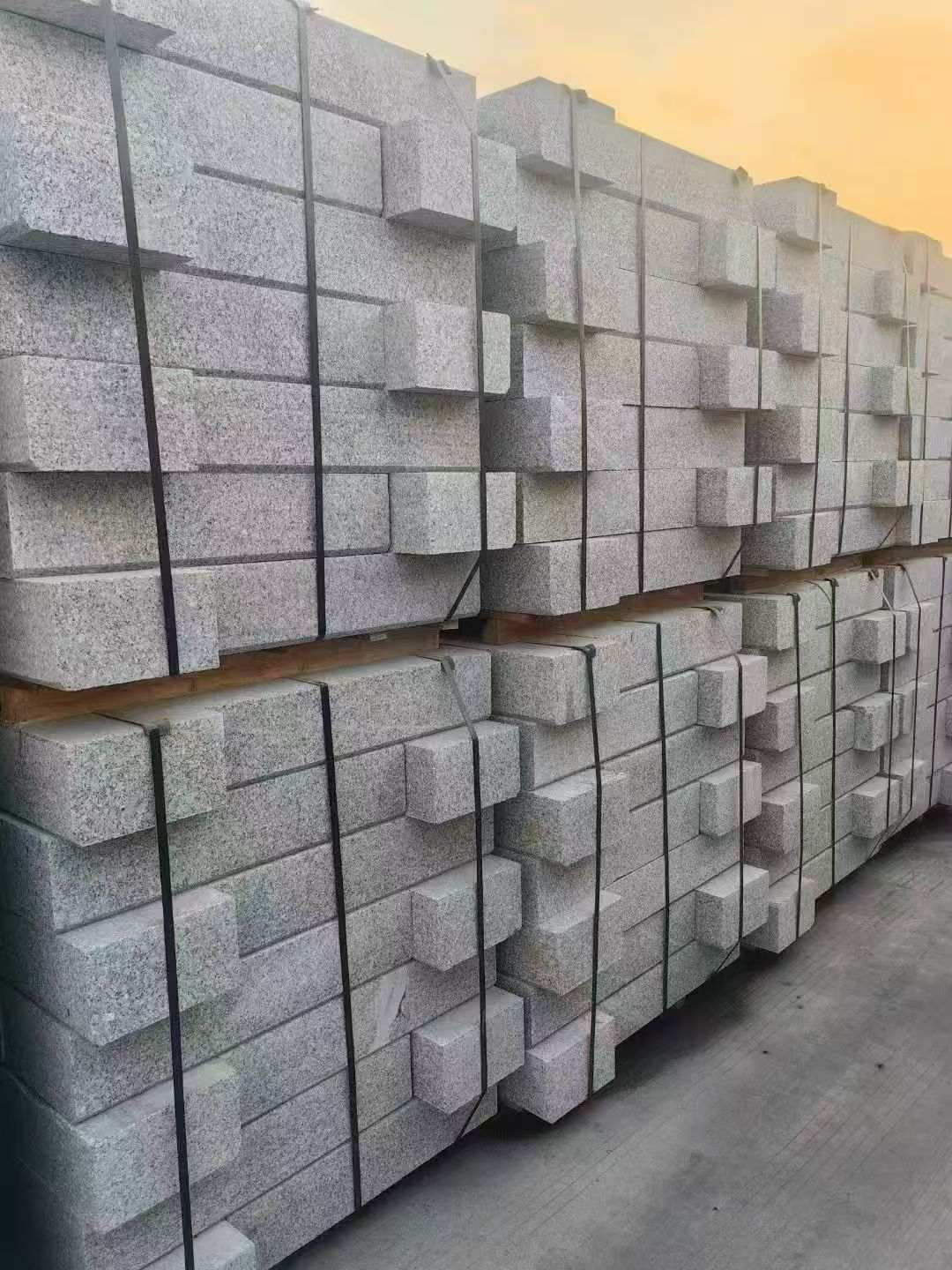 盘锦 芝麻白路沿石