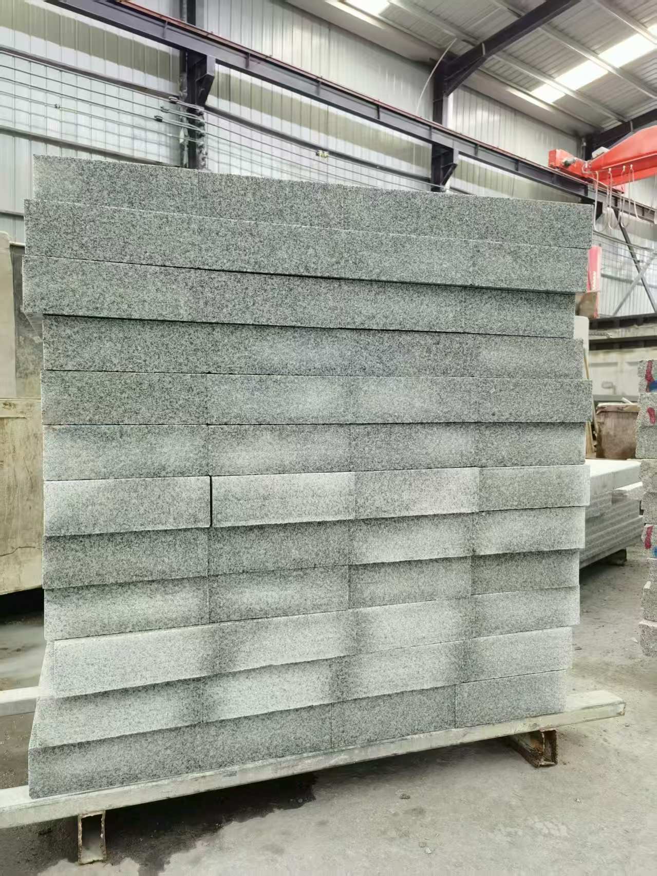 盘锦 芝麻白10公分300*600广场地铺，A料定制，尺寸标准，厚薄均匀